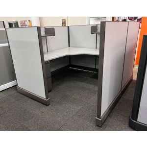 Herman Miller AO2 Workstation (6'D x 6'W x 53"H)