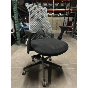 Donati Grey Plastic Back Task Chair (Grey/Black)