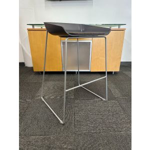 Steelcase Scoop Stool (Brown/Silver)