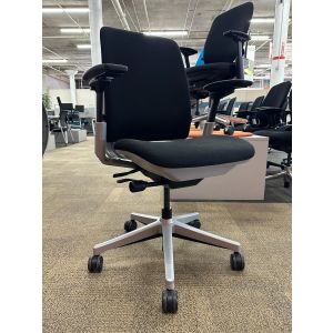 Steelcase Amia Task Chair (Black/Platinum)