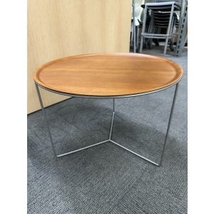 Davis Furniture 16" High Round Tray Table