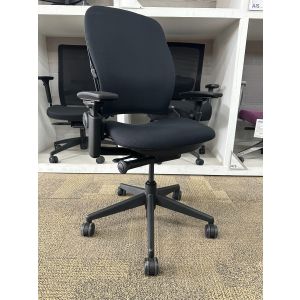 Steelcase Leap V2 Task Chair (Buzz2 Black/Black)