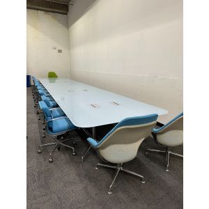 30' Steelcase Sw_1 Glass Conference Table