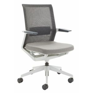 Beniia Vello Chair